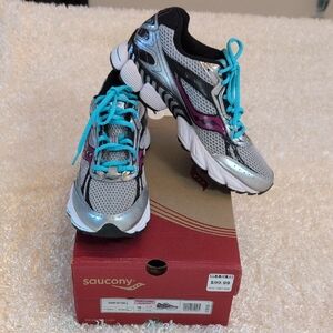 NWT!! Saucony Gray, Blue and Purple Athletic Shoes with Supportive Sole.Size 10